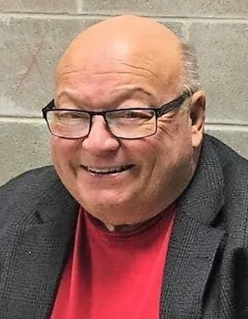 Scholarship photo for Douglas Tschetter